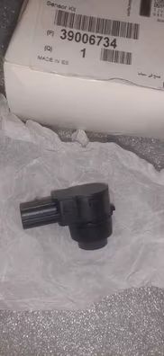 Sensor parking nuevo y original. Para opel insignia astra meriva etc. Referencia 39006734.
