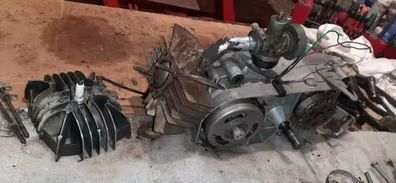 Motor completo, revisado y pasado a 65cc metrakit. Para derbi variant america o mundial 82.