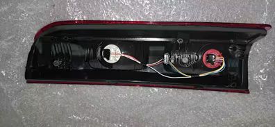 Piloto trasero lado izquierdo nuevo y original. Para nissan nv300, opel vivaro o renault trafic. Referencia 93867974