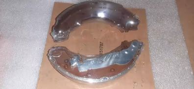 Pareja zapatas de freno nuevas peugeot 405 y renault r21.