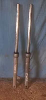 Barras de horquilla sin tijas puch condor, suzuki condor. Buen estado.