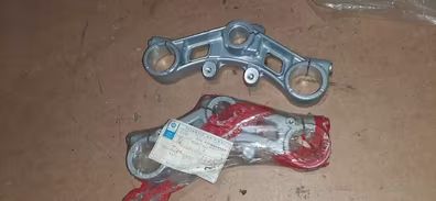 Lote tijas de horquilla variadas, todas nuevas, de puch y gilera. Todas referenciadas.