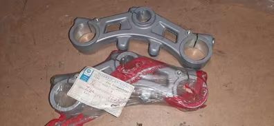 Lote tijas de horquilla variadas, todas nuevas, de puch y gilera. Todas referenciadas.