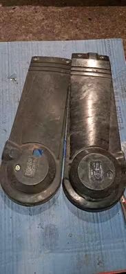 Pareja de tapas cubre basculante para derbi variant start 3.