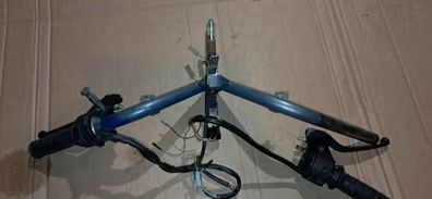 Manillar con mandos para derbi variant.