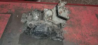 Motor suzuki rmx para piezas. Cilindro sano.