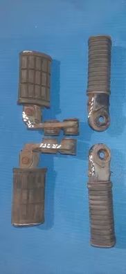 Lote reposapies para yamaha sr 250cc special.