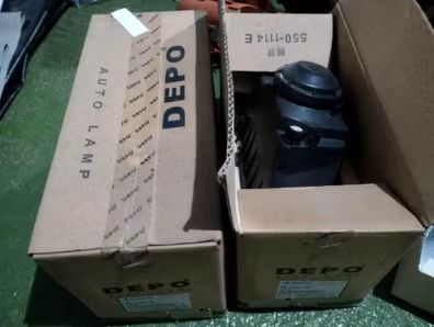 Pareja faros delanteros nuevos. Pareja opticas delsnteras nuevas. Para peugeot 306 fase 1.