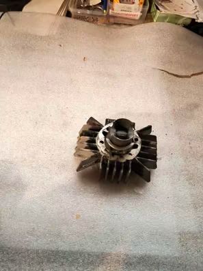 Kit cilindro 50cc metrakit bulon 12mm, para derbi variant start y start 5. Ver fotos. Esta regular de piston.