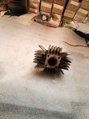 Kit cilindro 50cc metrakit bulon 12mm, para derbi variant start y start 5. Ver fotos. Esta regular de piston.