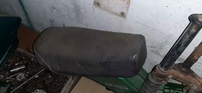 Lote chasis derbi variant tt sin documentos. Horquilla y tijas incluidas, asiento vendido. Id