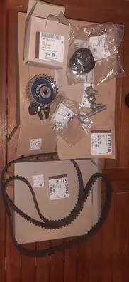 Kit distribucion completo y nuevo para opel astra h, zafira b y vectra c. Para motores z19dtl, z19dt y 1.9cdti. Referencia 93191277.