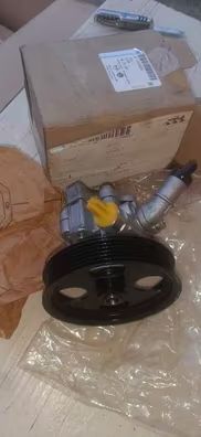 Bomba direccion con polea completa, nuevo y propio gm/opel. Para opel insignia, astra o zafira. Referencia 13309339.