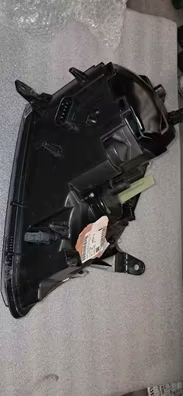 Faro delantero izquierdo nuevo y original. Para opel vectra c. Modelo muy buscado y descatalogado. Referencia 93177613.