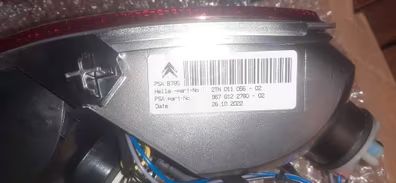 Piloto trasero izquierdo nuevo y original. Para citroen c4 picasso . Referencia 9676122780.