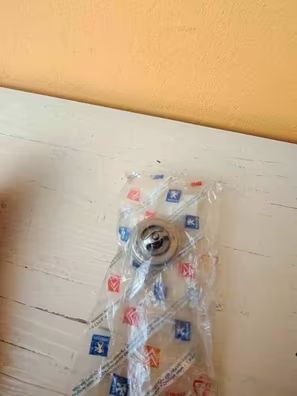 3 termostatos nuevos y originales. Para psa citroen peugeot opel. Referencia 133837 psa 1.4, 133838 psa jumper, 93501145 psa 80°.