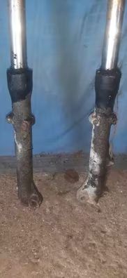 Horquilla sin tija inferior honda nsr 75cc. Buen estado, A restaurar.