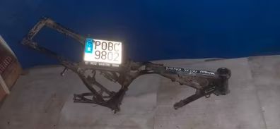 Chasis matriculado para rehabilitar. Informe dgt incluido. Caballete y pata de regalo. Para yamaha sr 250cc special.