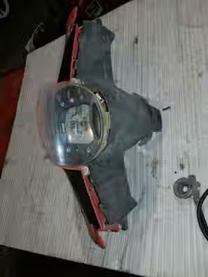 lote derbi variant revolution. cupula completa, optica, reloj, cable y sirga.