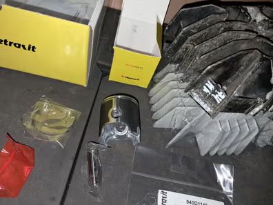 kit trucaje 74cc metrakit derbi variant start y start 5. lote: cajon de laminas con dos toberas, kit cilindro completo 74cc, (culata es usada metrakit epoca con descompresor).