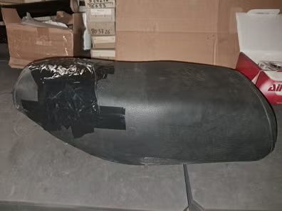 asiento derbi variant alto regular.