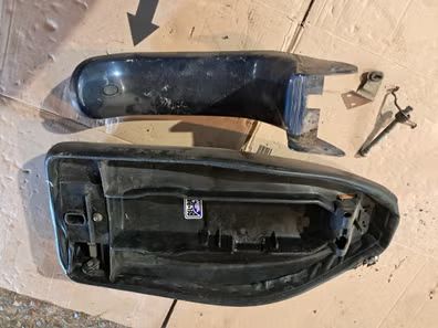 Asiento alto con eje y muelle para derbi variant