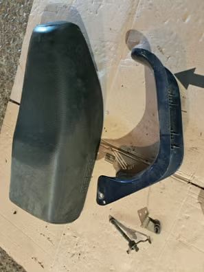 Asiento alto con eje y muelle para derbi variant