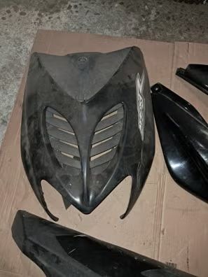 lote plasticos yamaha aerox