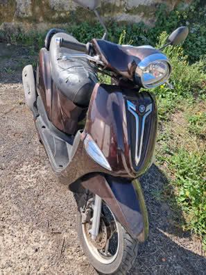 yamaha delight xc115s del año 2016 y solo 23000km reales.