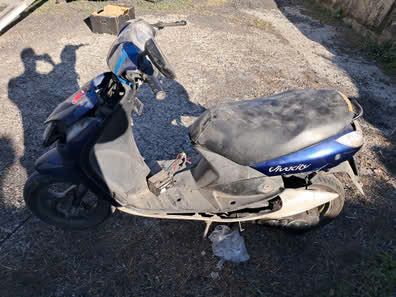 en venta peugeot vivacity 50cc matriculada lista para transferir. años arrinconada, incompleta