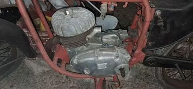 ossa palillos 125cc, matricula de pontevedra, con informe dgt a rehabilitar. bastante completa.