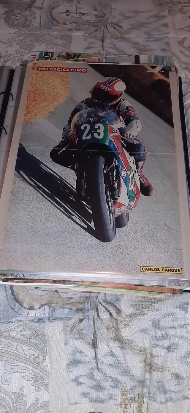 Poster 42×28. Revista motociclismo. Piloto carlos cardus.